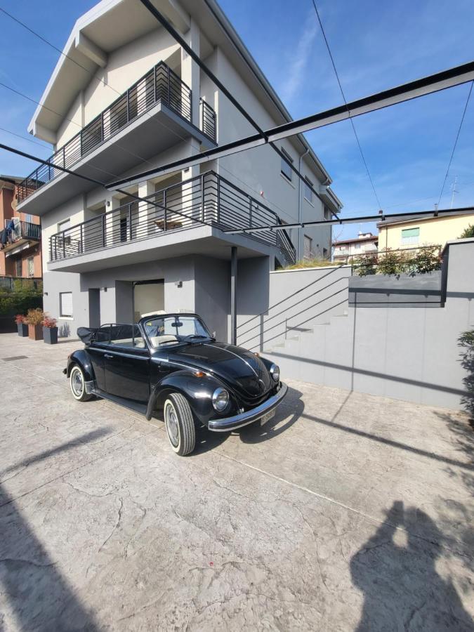 Via Goito 25 Rooms & Apartment Peschiera del Garda Exterior photo